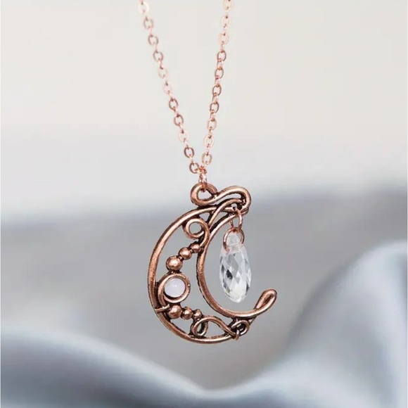 Jewelry - NWT Copper rose gold moonstone inlaid pendant moon charm necklace new with tags